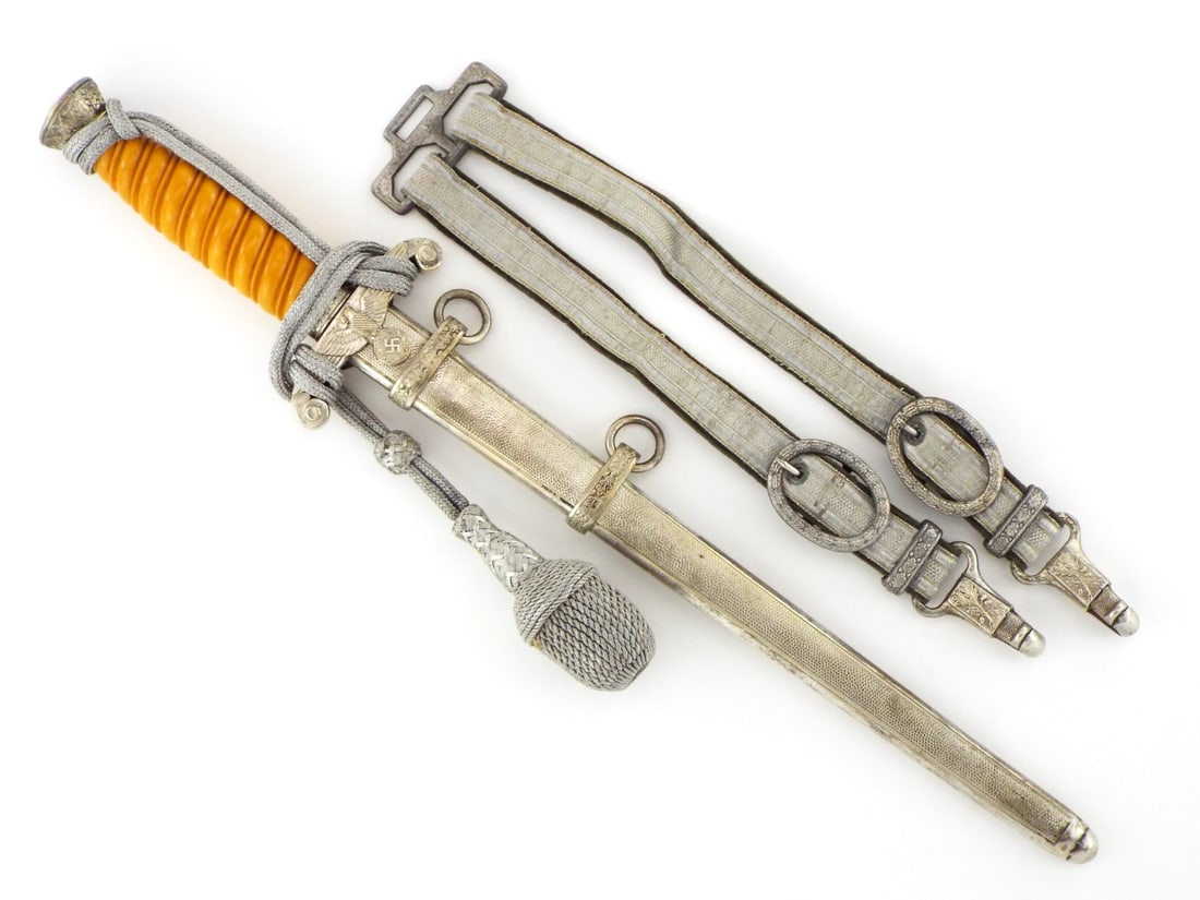 Excellent German WWII Early Heer Army Officer Dagger by HORSTER SOLINGEN (1 of 17)