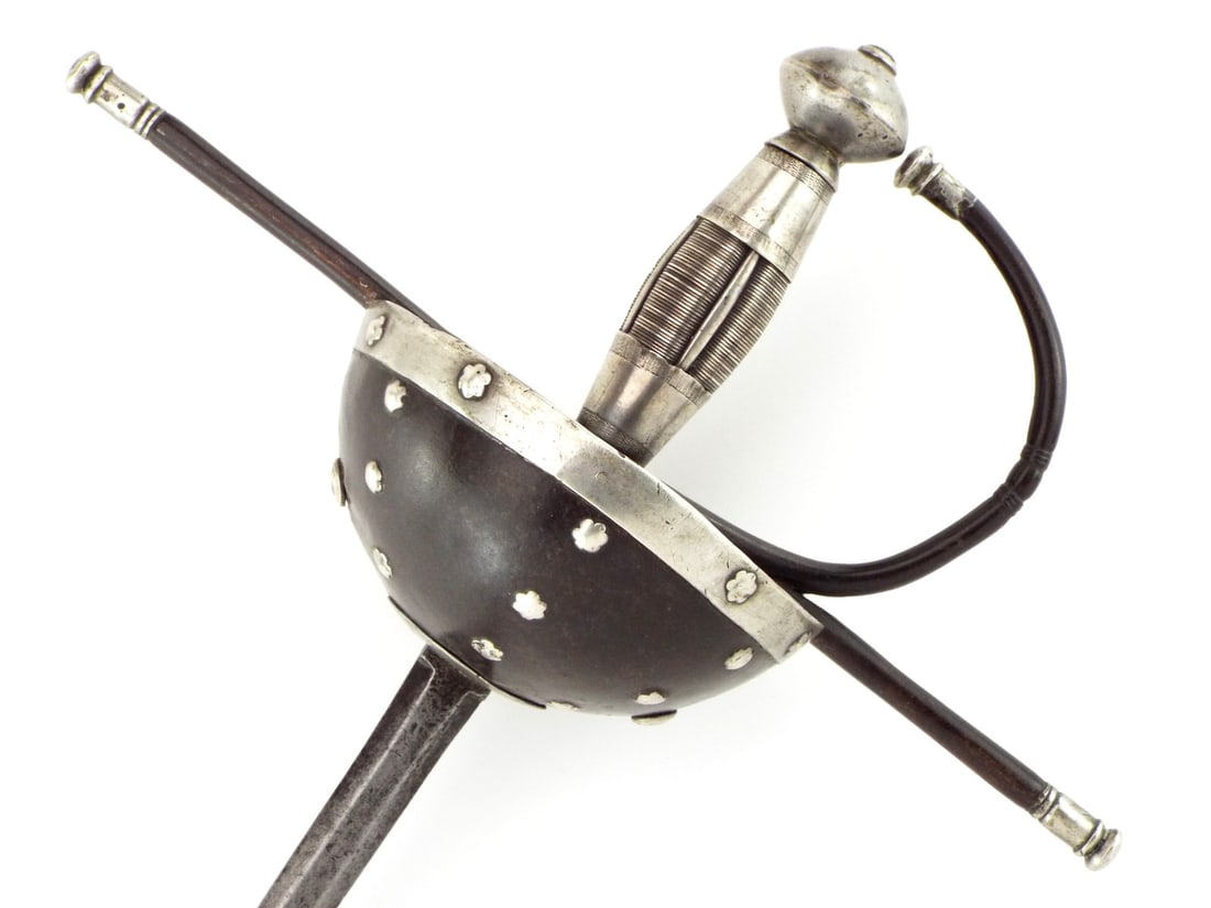 Phenomenal 17th-18th. C Silver Mounted Portuguese Cup Hilt Rapier (1 of 20)