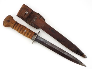 Dutch WWII M-1915 Stardoll Commando Knife