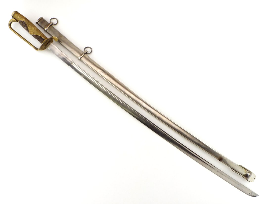 WWII Chinese National Revolutionary Army OFFICER SWORD With Shagreen (1 of 16)