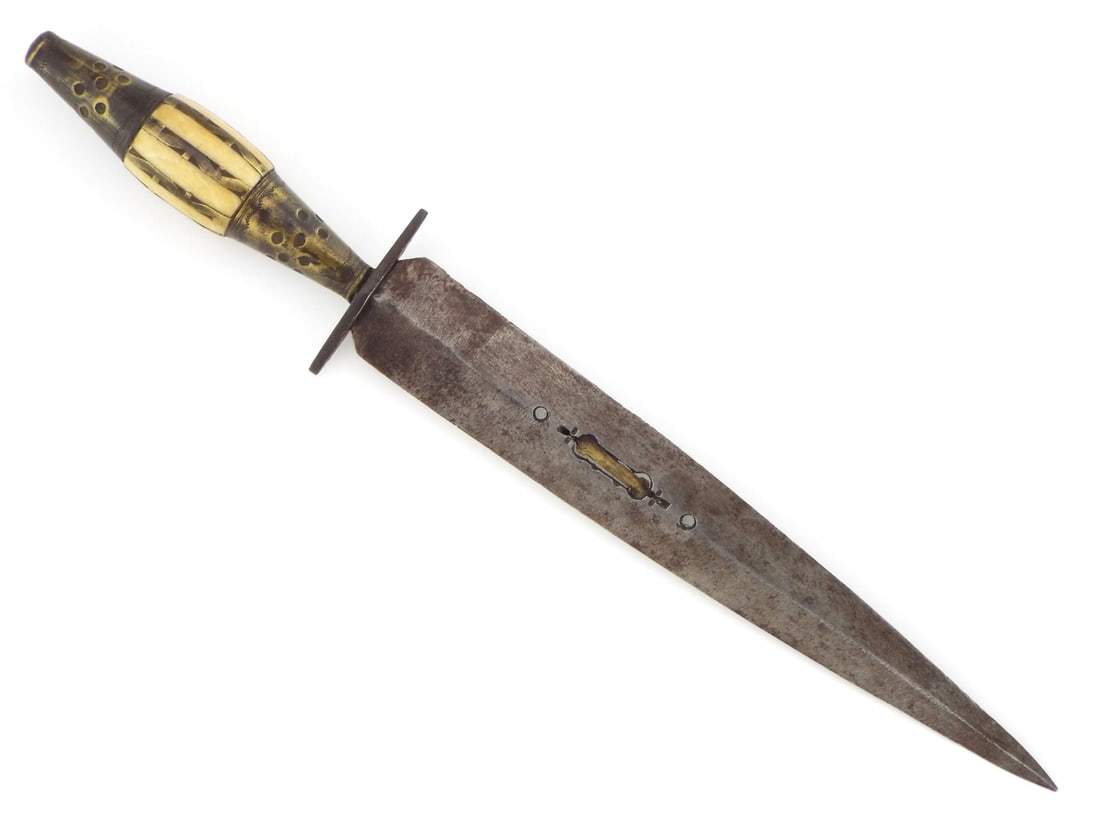 18TH-19TH C. Mediterranean DAGGER Plug Bayonet (1 of 15)