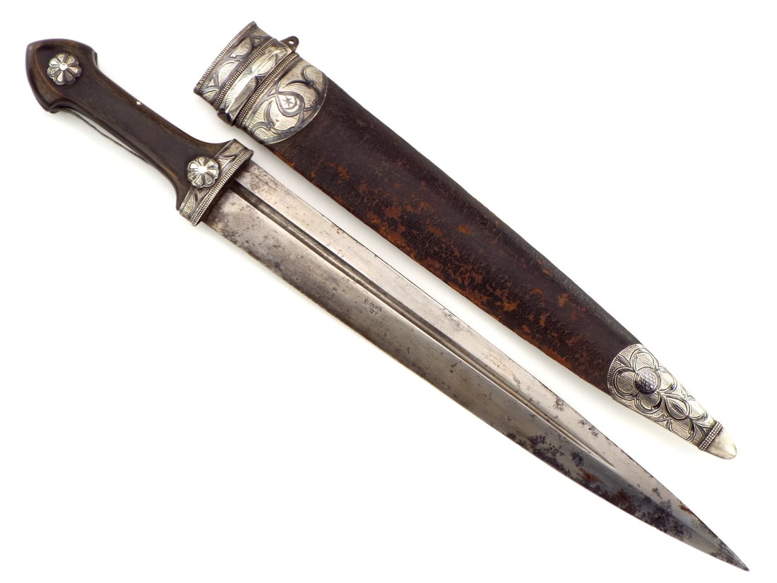 Antique Islamic Turkish or Russian Caucasian KINJAL: Antique Islamic Turkish or Russian Caucasian KINJAL. Full Length 18 Inches Blade Length 13 Inches