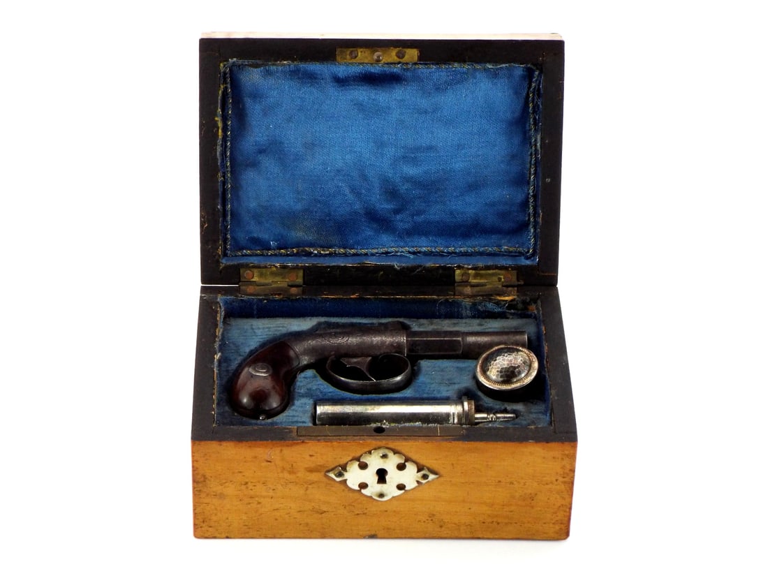 19th C. Cased Bar Hammer Pocket Pistol (1 of 20)