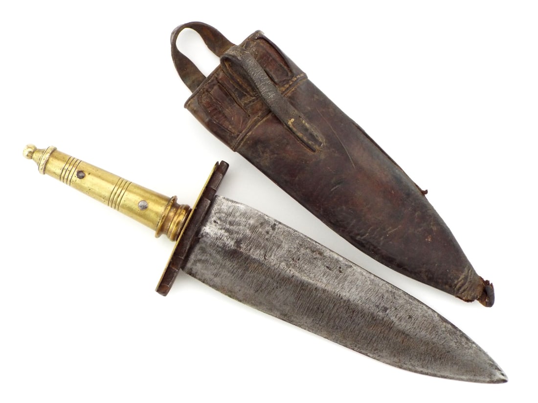 18th C. Italian Plug Bayonet Dagger,Grooved Brass Hilt,Leather Scabbard With A Belt Loop: 18th C. Italian Plug Bayonet Dagger, grooved brass hilt, leather scabbard with a belt loop. Full Length 14.5 Inches Blade Length 9.5 Inches
