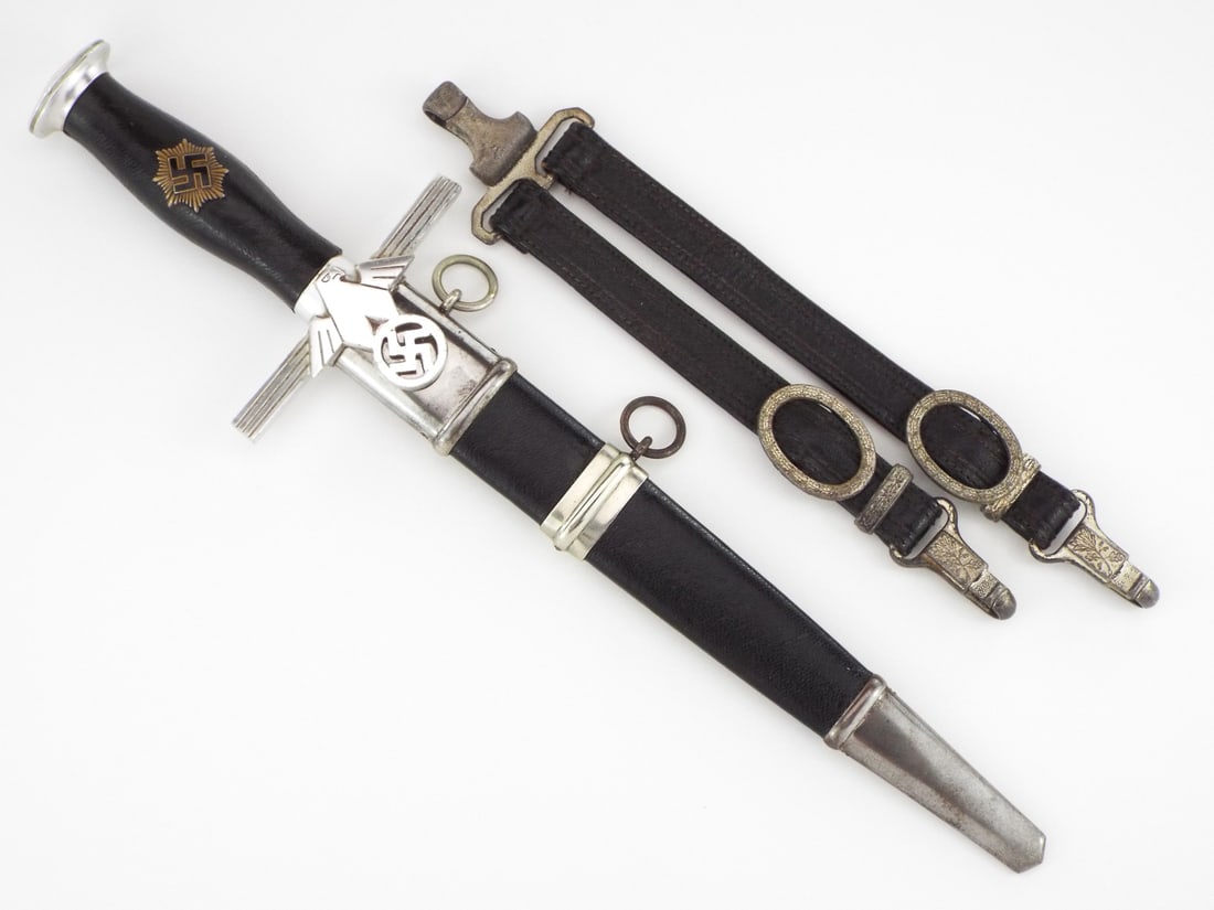 MINT German WWII RLB Leader Dagger 2nd Model with Hangers by KRONECK SOLINGEN: MINT German WWII RLB Leader Dagger 2nd Model with Hangers by KRONECK SOLINGEN. Full Length 15 Inches Blade Length Blade Length 10 Inches