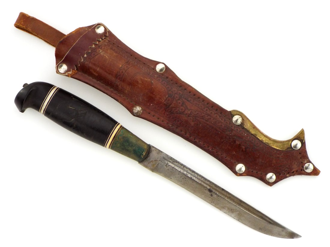 Finnish WWII Period Puukko Knife in Leather Sheath: Finnish WWII Period Puukko Knife in Leather Sheath. Full length 12 Inches Blade length 5.5 Inches