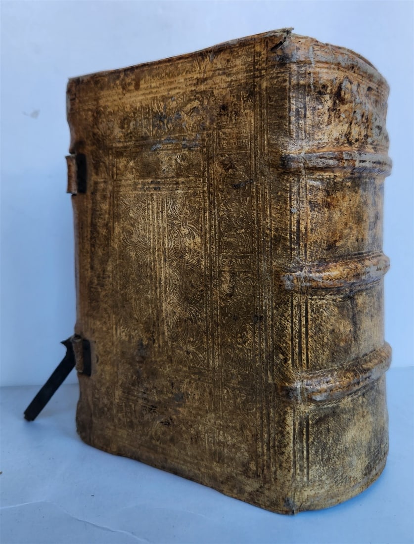 1567 CATECHISMUS ROMANUS antique PIGSKIN over WOOD BINDING 16th CENTURY (1 of 10)