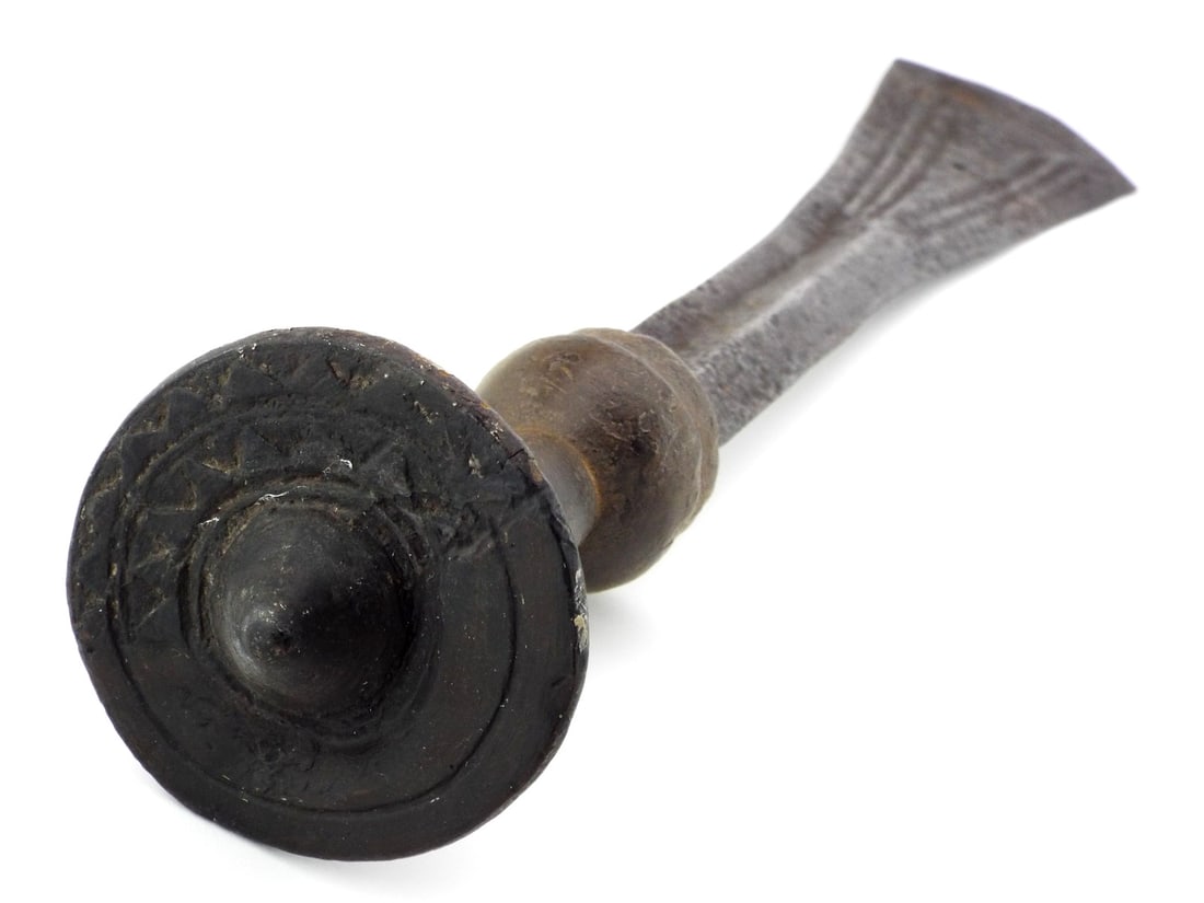 Impressive 19th C. Congolese KUBA ILWOON WAR SWORD - 10