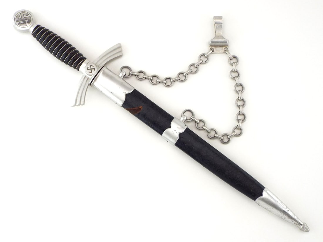 WWII German Luftwaffe 1st Model Officer Dagger By SMF (1 of 15)