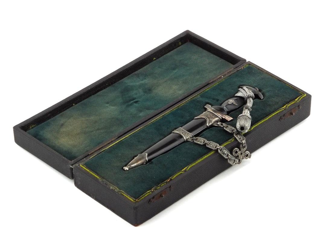 German WWII MINIATURE Chained SS Dagger with Silver Bullion Portepee (1 of 14)