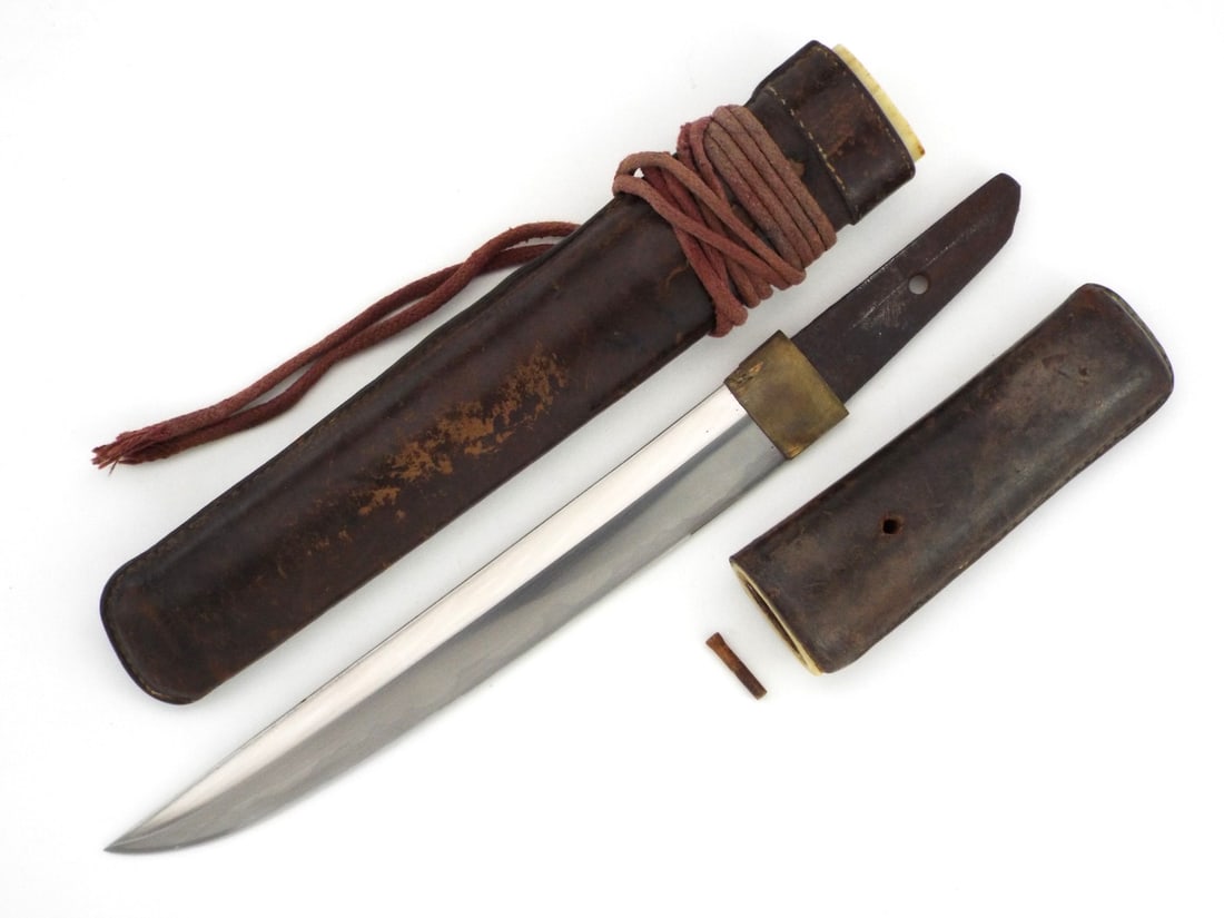 Scarce Japanese WWII Pilots Kamikaze Tanto in Leather Combat Cover (1 of 20)