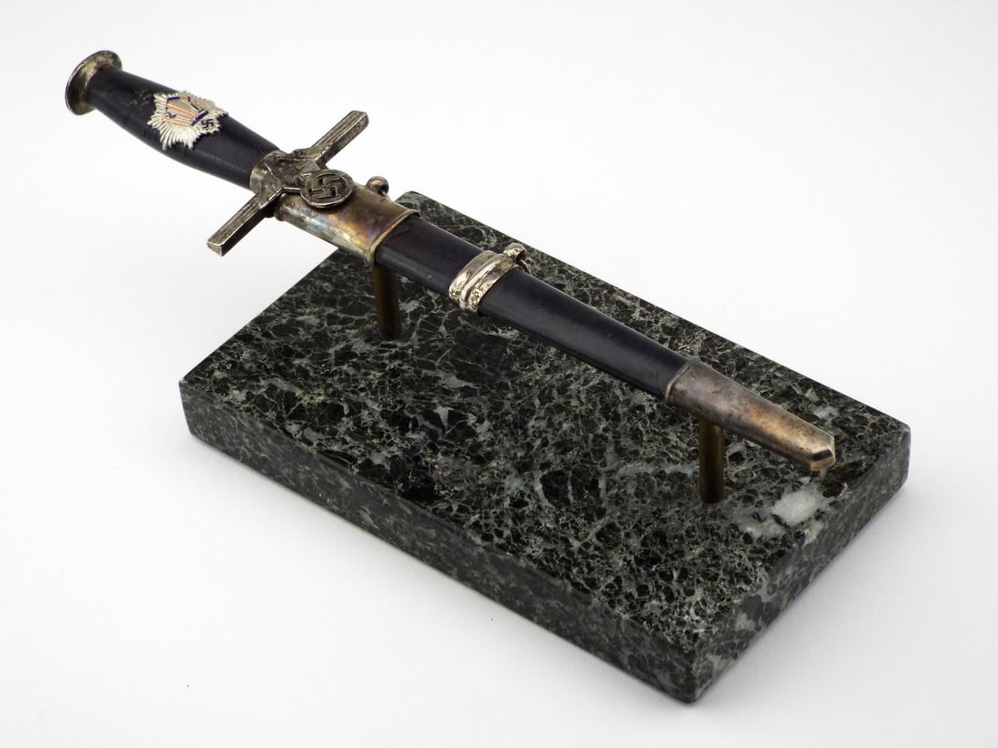 German WWII MINIATURE RLB Dagger (1 of 12)