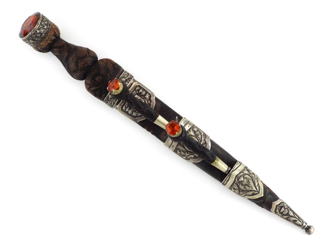 British WWII Officers Scottish Dirk Bog Oak & Citrine Stone Pommels (1 of 20)