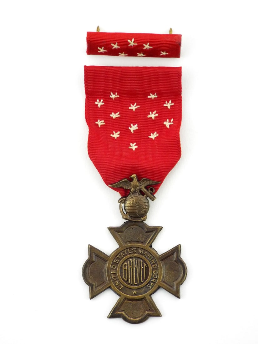 Excellent USMC BREVET MEDAL Unauthenticated Bronze & Starred Ribbon (1 of 8)