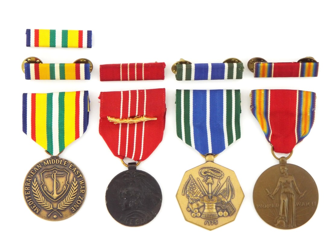 Premier WWII US Service Medal Assemblage (1 of 6)