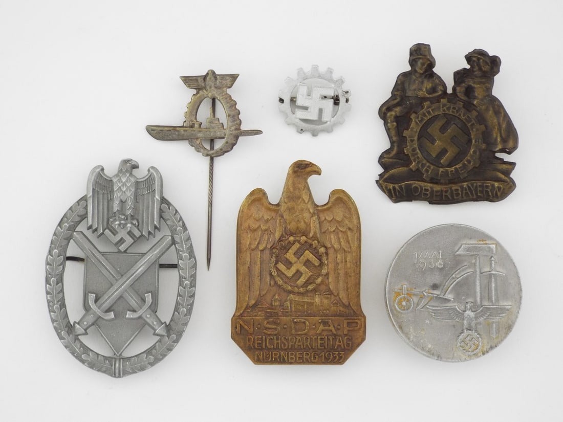 Lot of German WWII medals: Lot of German WWII medals