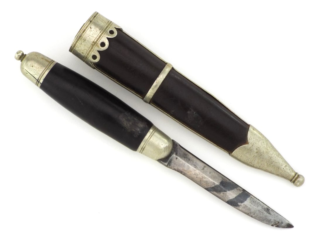 Finnish WWII PUUKKO KNIFE with Horn & Silver Fittings (1 of 11)