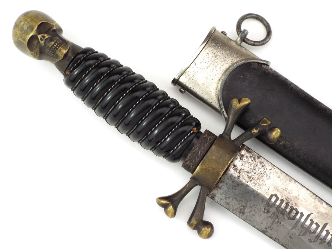 German WWII NOVELTY SS OFFICER DAGGER Skull Pommel & Crossbones Guard - 2