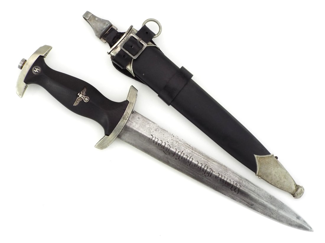 Very Rare German WWII SS Dagger by MALSCH & AMBRONN & VERTICAL HANGER (1 of 16)