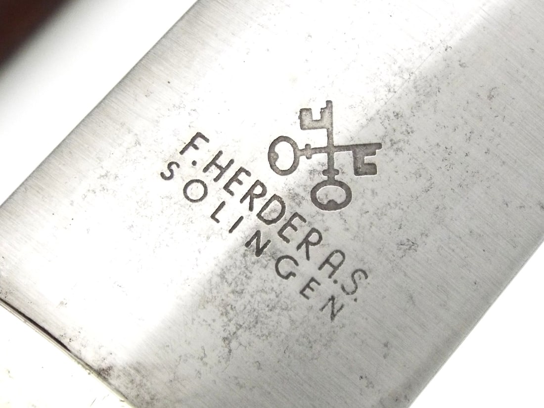 German WWII SA Dagger by F. HERDER A.S. SOLINGEN (1 of 15)