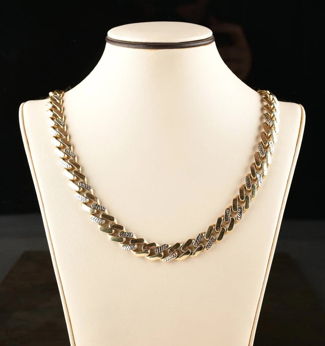 10k Yellow Gold Royal Monaco Miami Cuban Link 11mm Curb Chain w. Iced: Lock 20". Weight : 32.8g. Marks : 10k. Direct credit card payment will not be accepted for this Lot. Accepted payment methods include cash, certified bank check, wire transfer, and ACH.