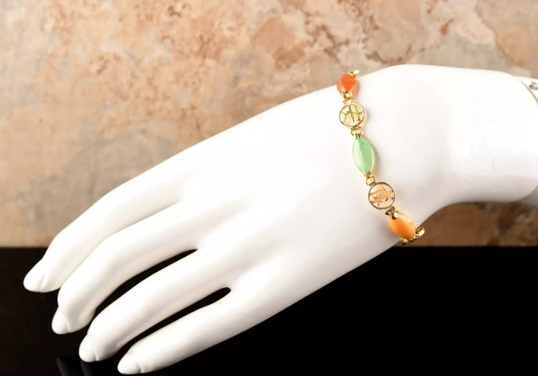 Vintage 14k Multi Color Jade Link Bangle Bracelet 6.5" Chinese: Weight : 8.4g. For wrist up to 6.5 inch. Direct credit card payment will not be accepted for this Lot. Accepted payment methods include cash, certified bank check, wire transfer, and ACH.