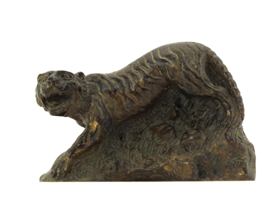 Chinese Meiji Sculpture SNARLING TIGER with Remnant Gilding (1 of 8)