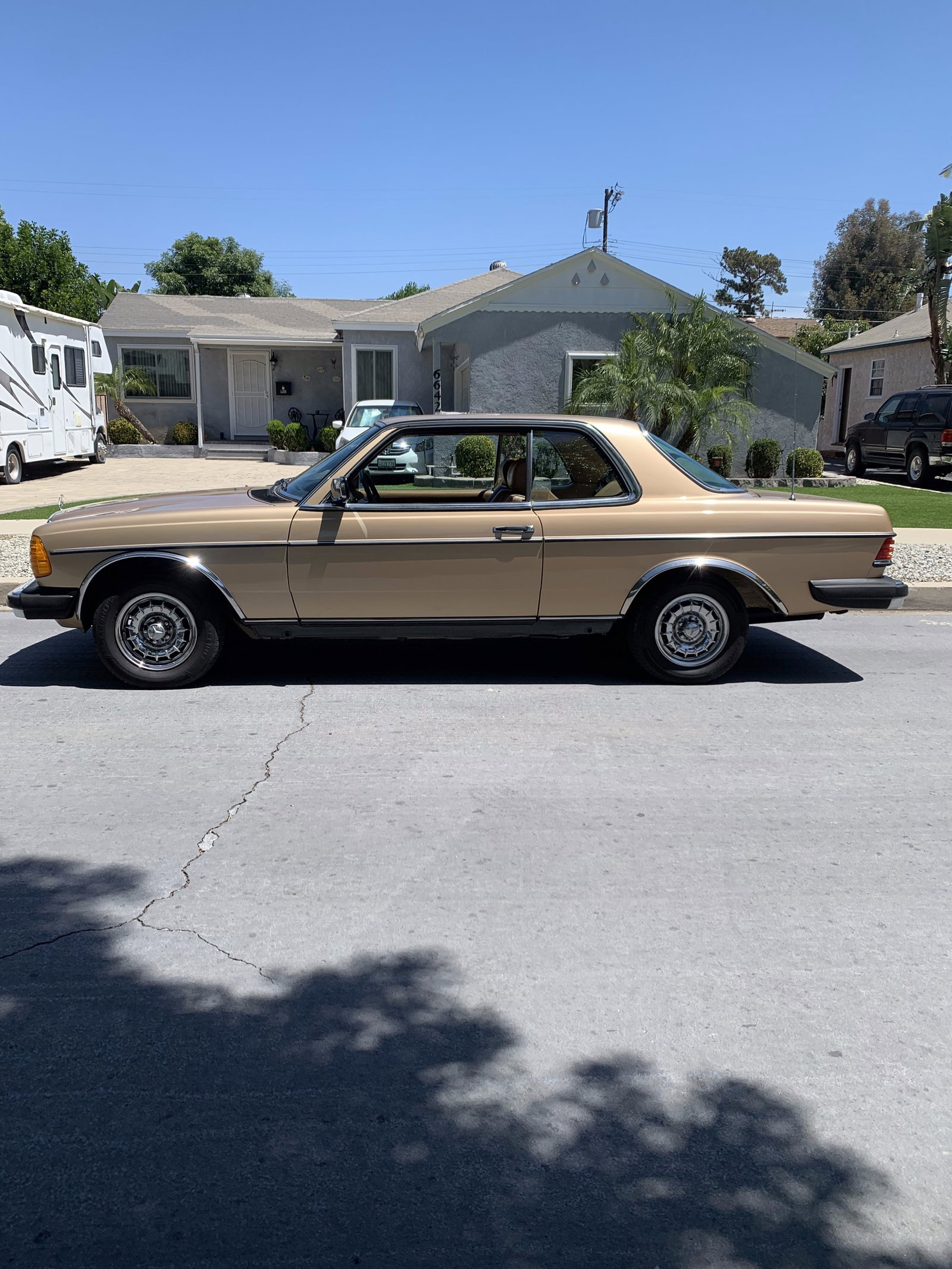 1983 Mercedes-Benz 300CD Turbo Diesel Coupe (C123) (1 of 20)