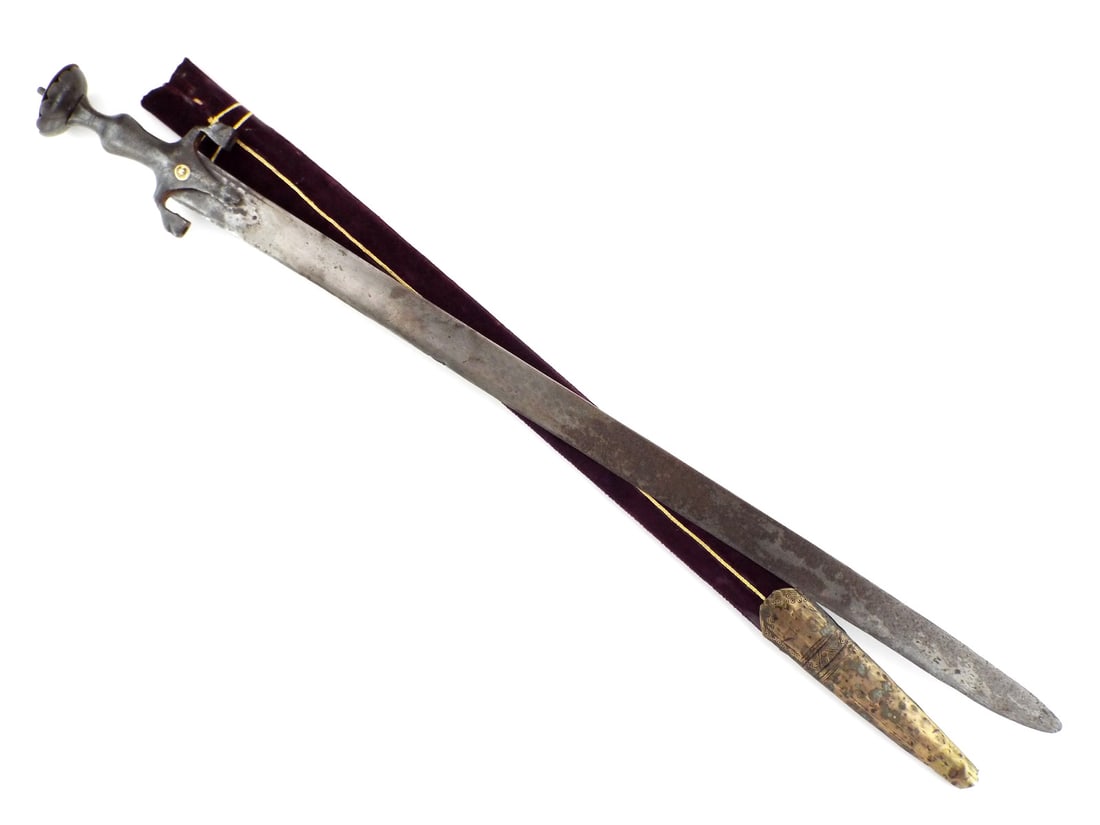 Indian Mughal Talwar Sword with Decorated Blade & VELVET SCABBARD (1 of 16)