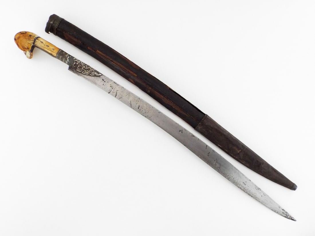Ottoman Balkan Yataghan Sword FINE EARED HILT & ISLAMIC BLADE (1 of 16)