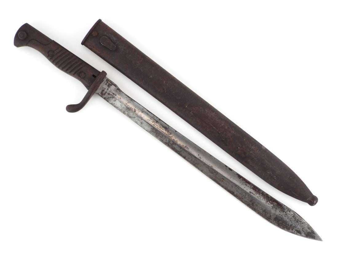 German WWI Butcher Bayonet (1 of 10)