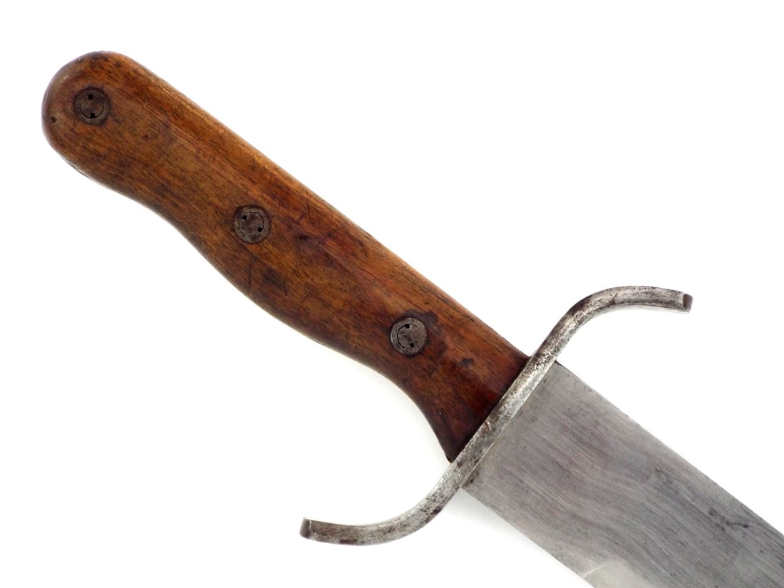 Austro-Hungarian WWI Captured Pioneer Short Sword with YUGOSLAVIAN REISSUE STAMP (1 of 10)
