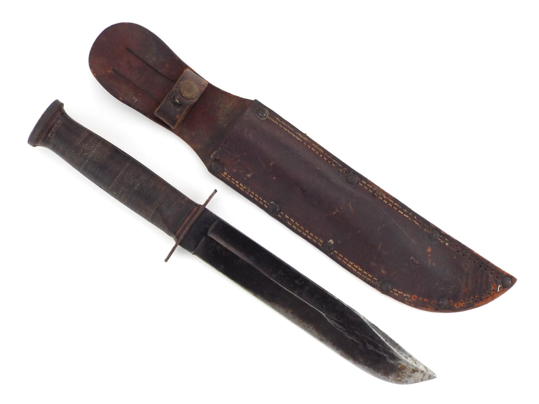 US WWII Fighting Knife By WESTERN with Stacked Leather Hilt (1 of 6)
