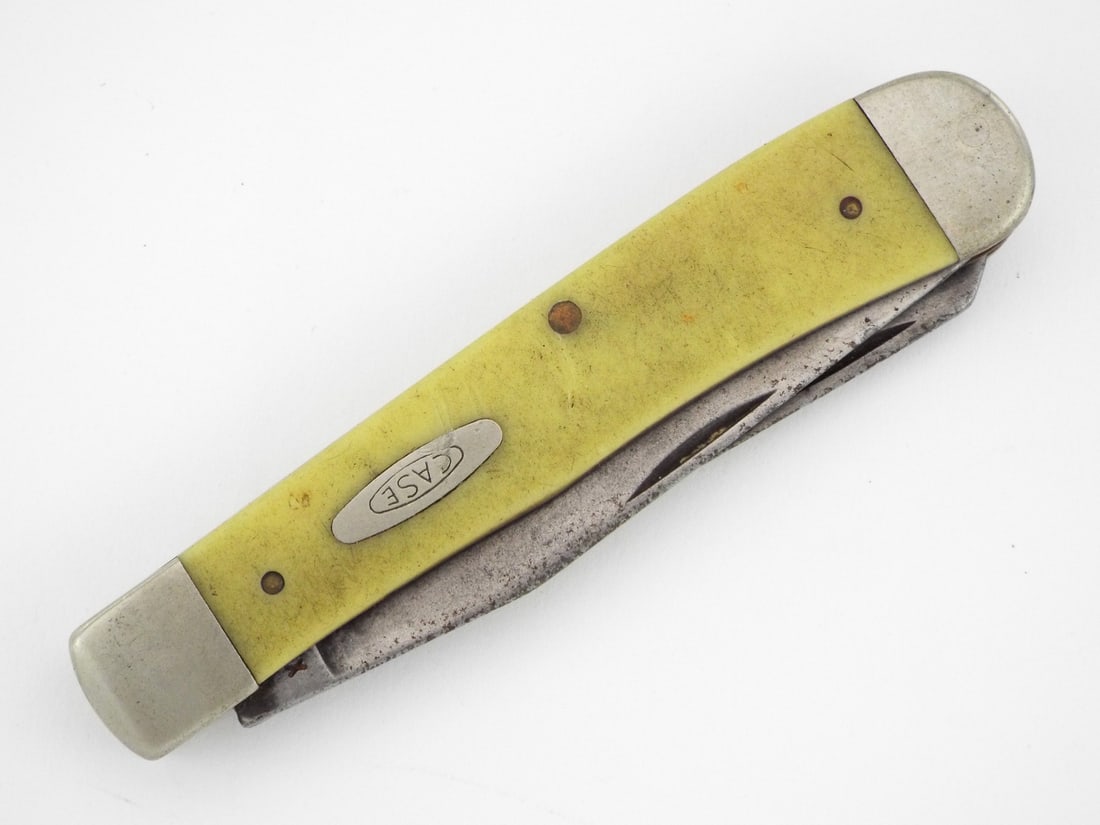 Case XX 3254 Pocket Knife: Good Condition, Shows Use. Length 4 inches.