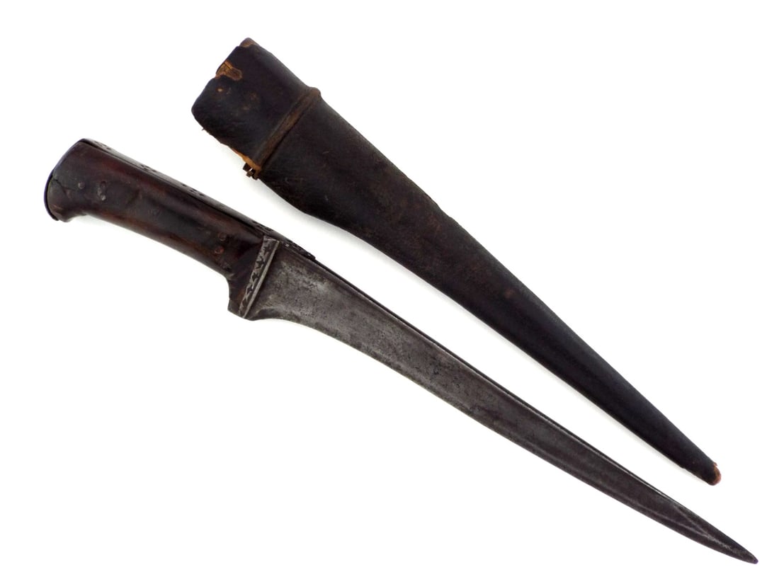Indo-Persian 19th C. T-Spine Dagger HORN GRIPS & Star Punched Steel: T-section spine steel blade shows peppering with grey patina. Bolsters and tang exhibit stamped star motifs with moderate oxidation. Horn grip scales remain solid but display age related shrinkage cra