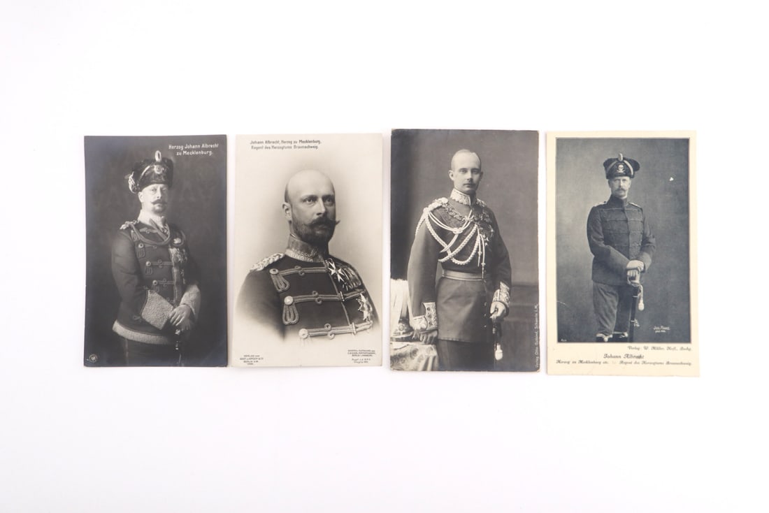 German Empire Imperial TOTENKOPF Hussar busby Postcards (1 of 6)