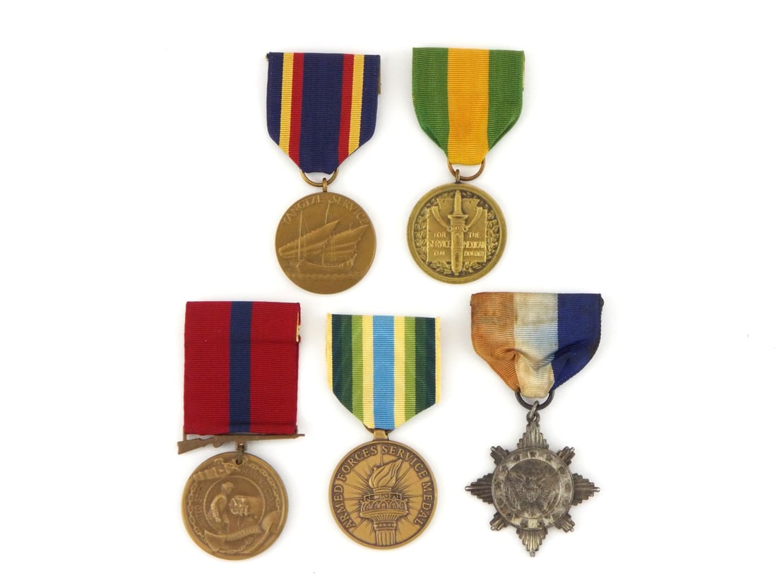 US Pre WWII & Post War Grouped SERVICE MEDALS (1 of 4)