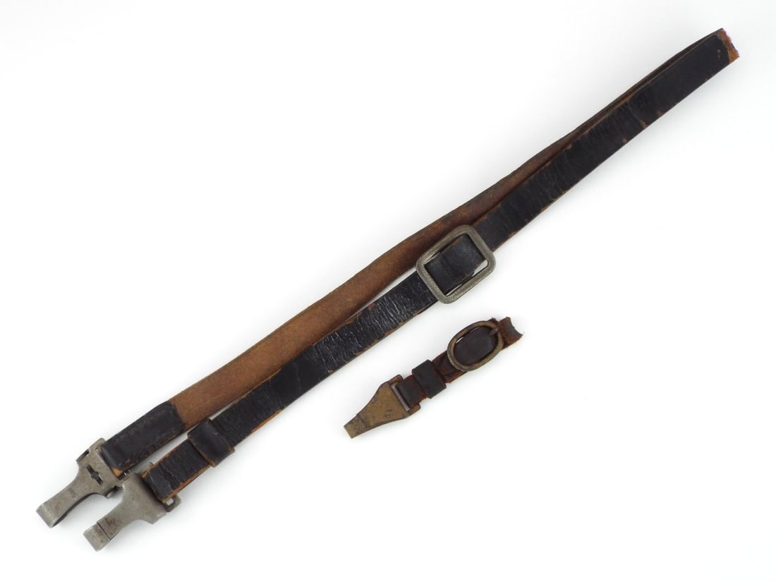German WWII SS DAGGER Hanger Straps By S&N (1 of 4)
