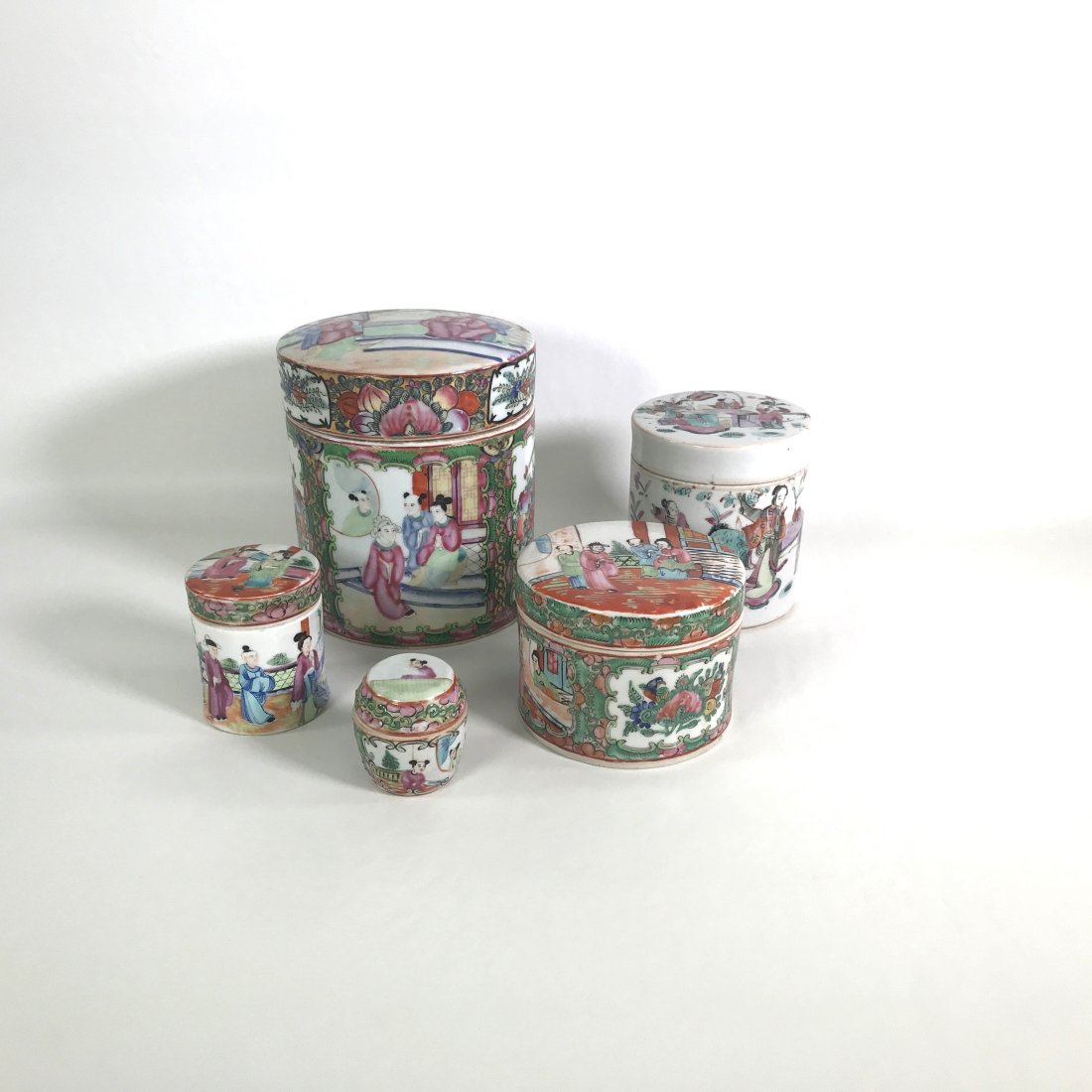 (5) Rose Medallion Chinese Porcelain Small Covered Jars (1 of 11)