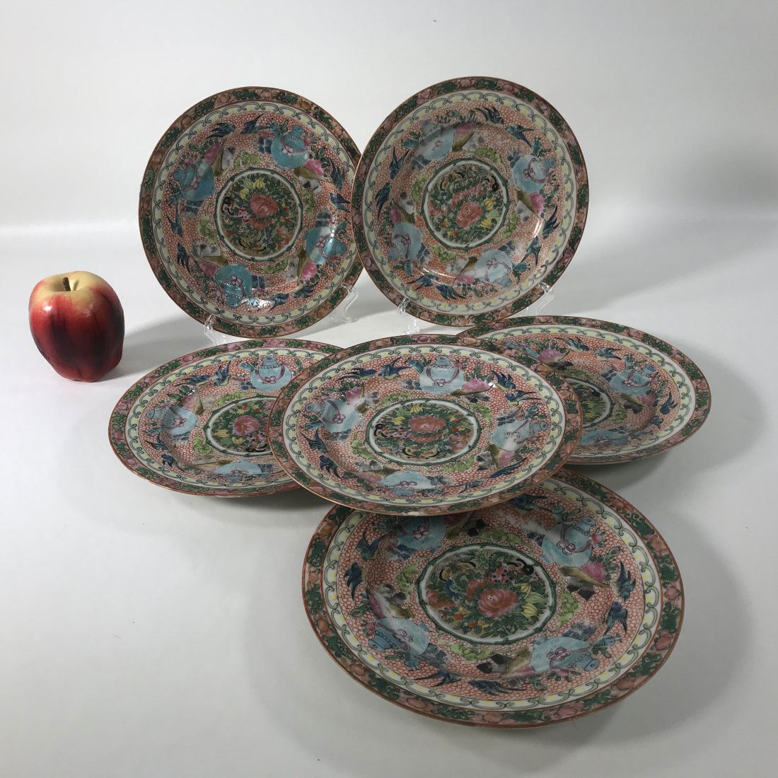 Set of 6 Chinese Rose Medallion Plates (1 of 5)