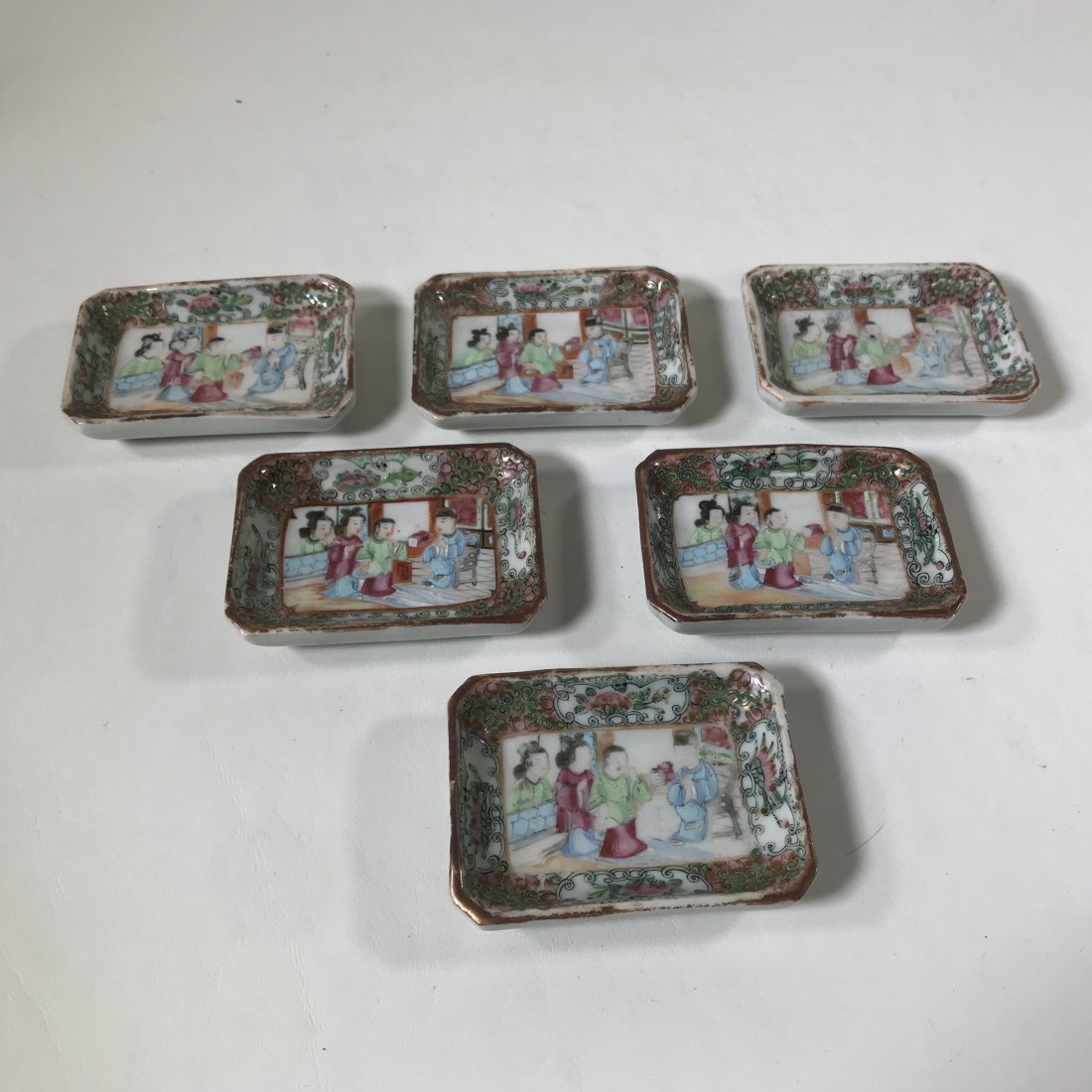 Rare Set of (6) Chinese Export Porcelain Butter Pat Dish (1 of 7)