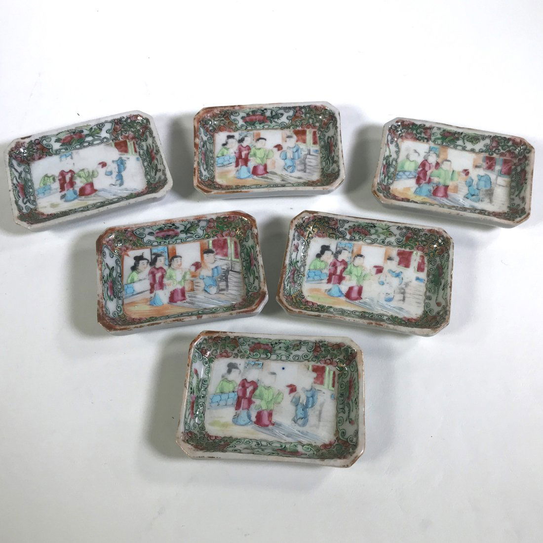 Rare Set of (6) 19th Century Chinese Rose Mandarin Porcelain Butter Pat Dishes (1 of 4)