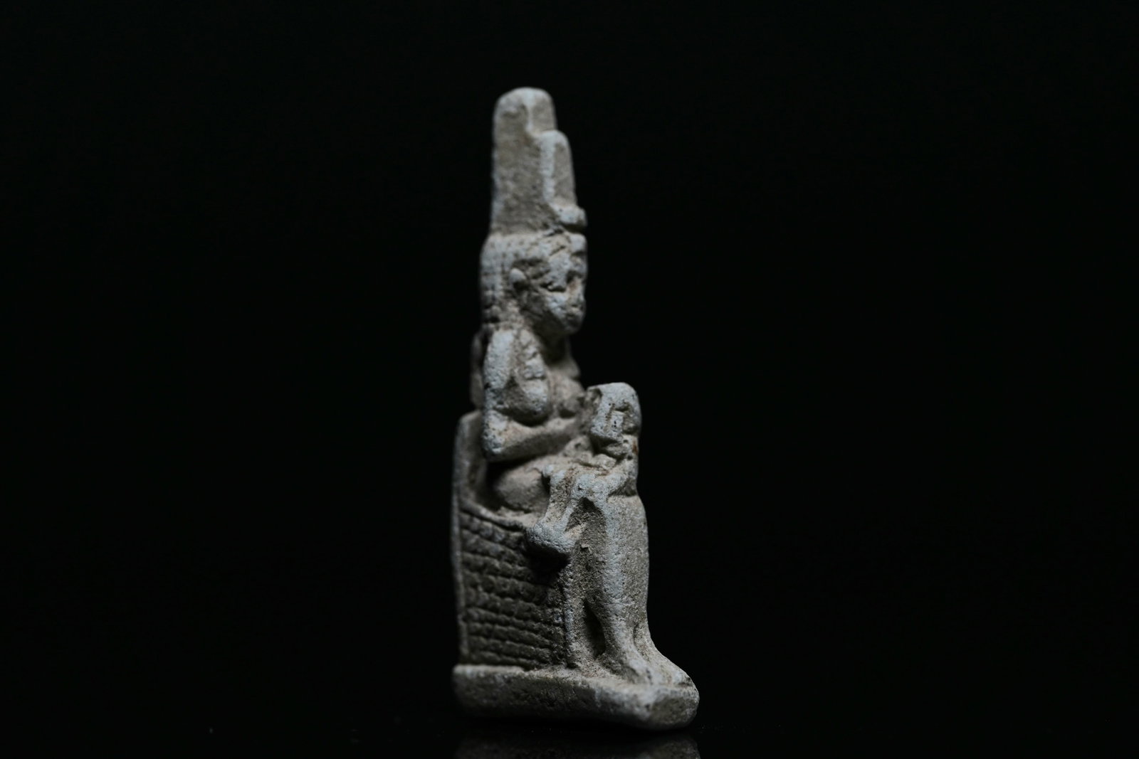 Egyptian faience amulet of isis (1 of 6)