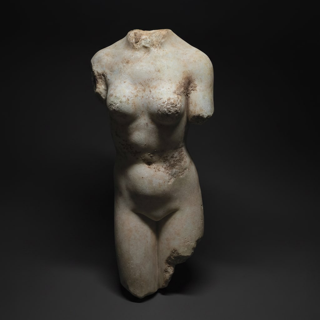 A roman marble torso of aphrodite (1 of 7)