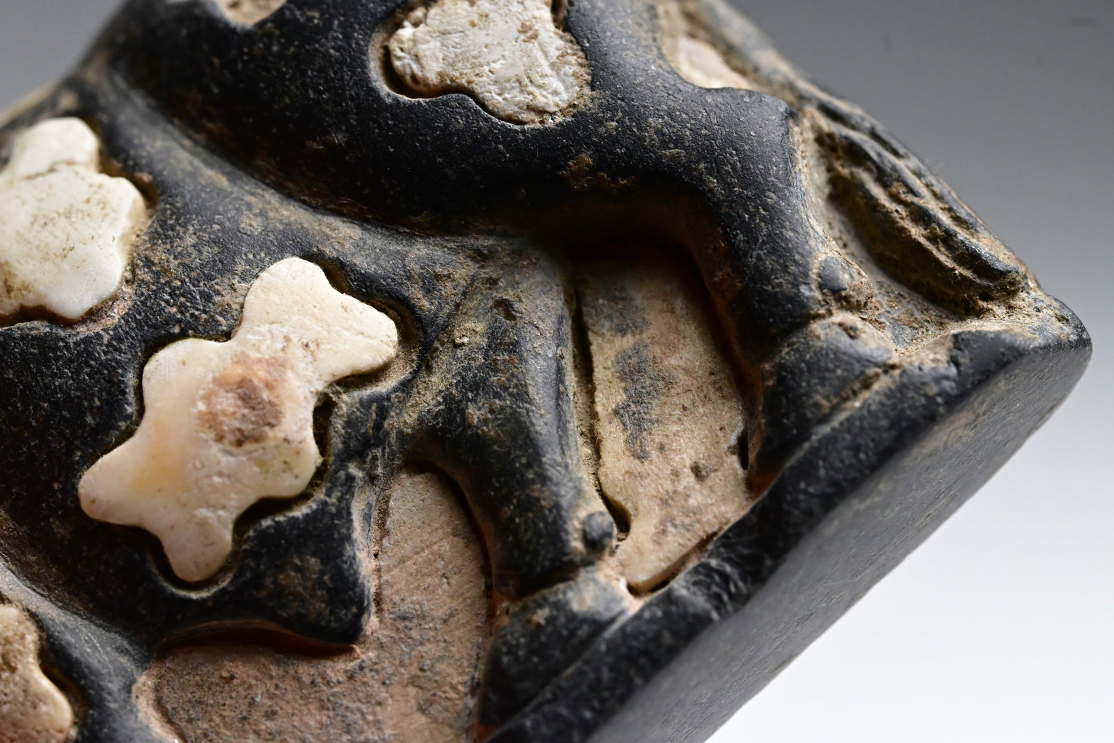 A Bactrian Bull Statue - 10