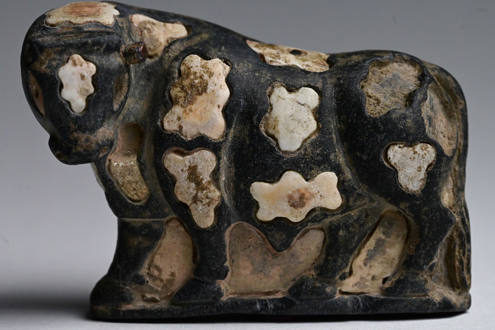A Bactrian Bull Statue - 4