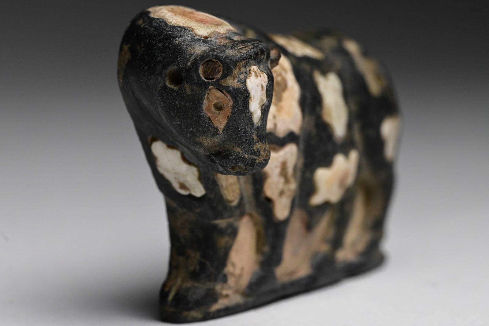 A Bactrian Bull Statue - 6