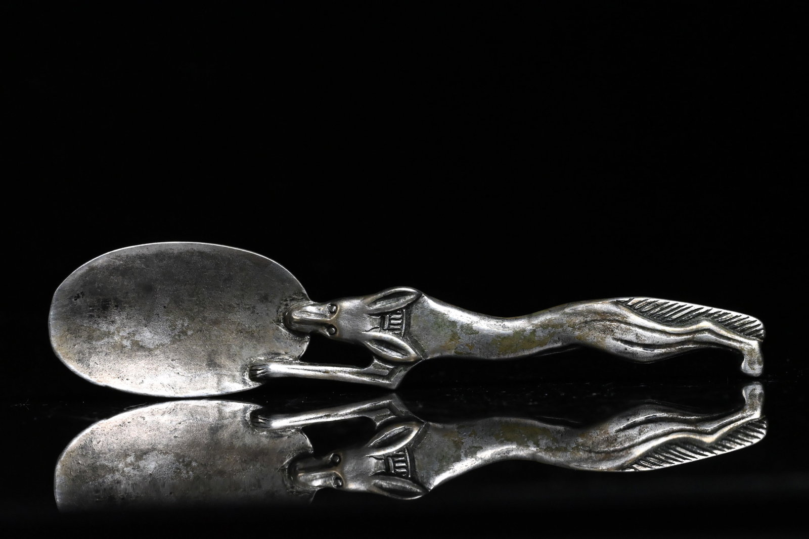Egyptian Cosmetic silver spoon (1 of 5)
