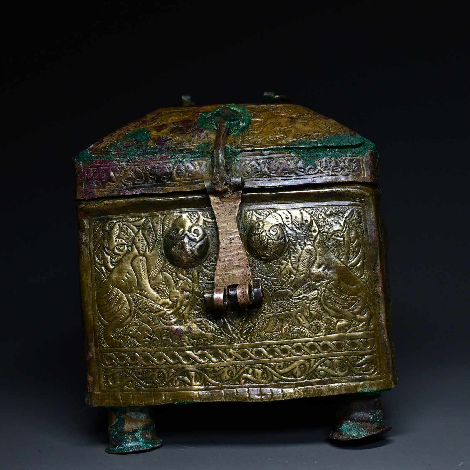 Fine Khorasan Repoussé Bronze Casket (Khorasan), 11th–12th Century AD (1 of 10)