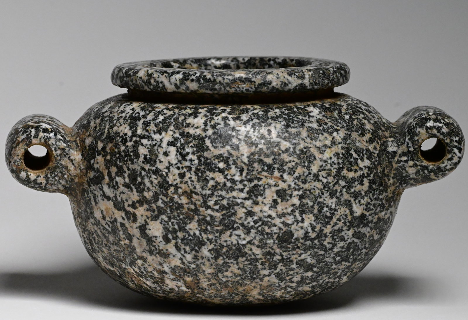 An Egyptian diorite jar (1 of 6)